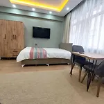Sleepy Taksim 4*