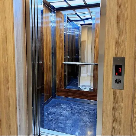 Sleepy Taksim Aparthotel 4*